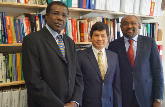 Les codirecteurs du LARIDEPED UQTR: les professeur Ayi Ayayi, Thang Ledinh et Théophile Serge Nomo.